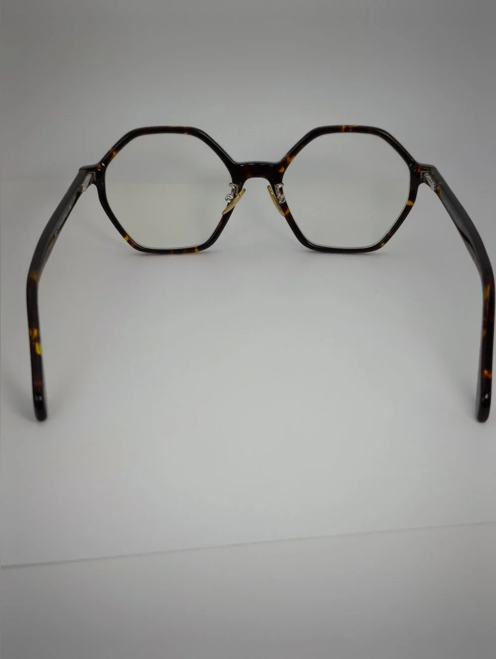 Aldridge. Tortoiseshell Polygon Frame. Stylish Look.